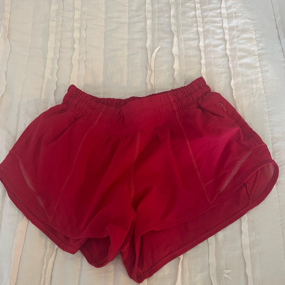 LULULEMON hotty hot shorts 2.5” dark red size 4